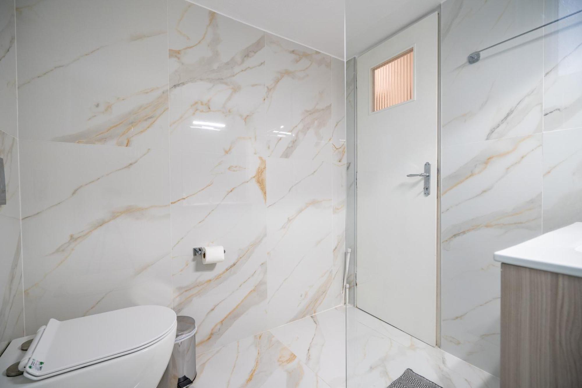 Neo Irakleio Train St. 1 Bedrm 4 Pers. Apartment Aten Exteriör bild